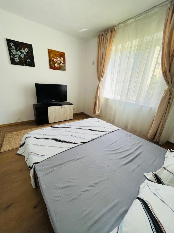 Apartament Yasmy Apartment Orşova Exterior foto